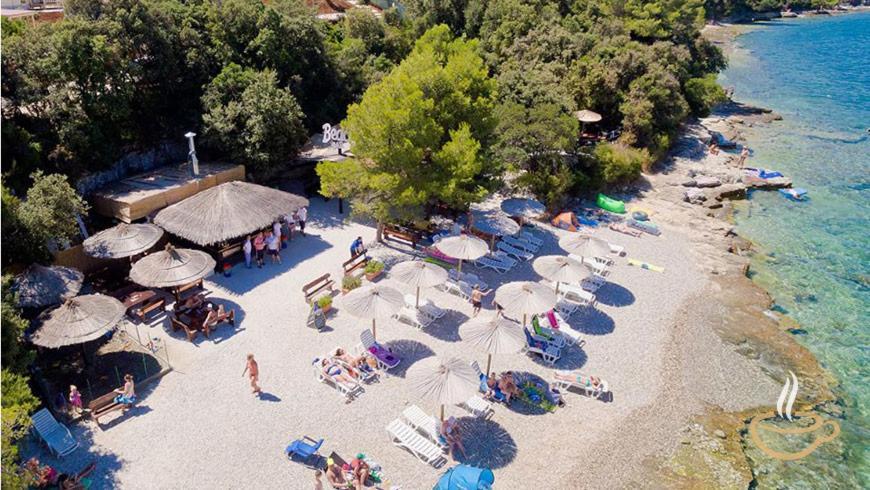 Beach House Ive With Jacuzzi, Pool, Playground And Bbq In An Olive Grove With A Beach, Pomer - Istria 외부 사진