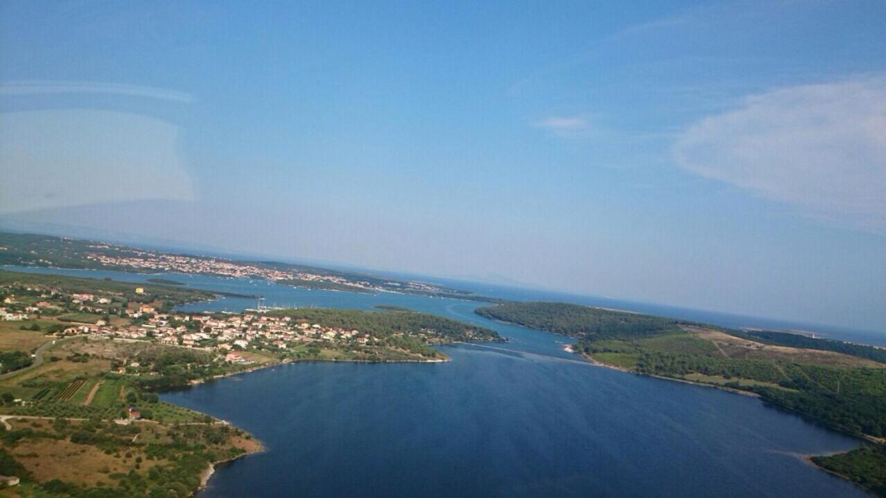 Beach House Ive With Jacuzzi, Pool, Playground And Bbq In An Olive Grove With A Beach, Pomer - Istria 외부 사진