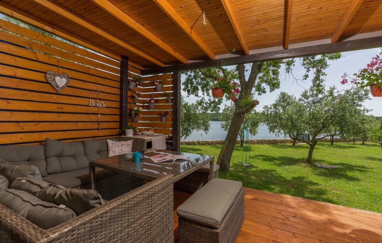 Beach House Ive With Jacuzzi, Pool, Playground And Bbq In An Olive Grove With A Beach, Pomer - Istria 외부 사진